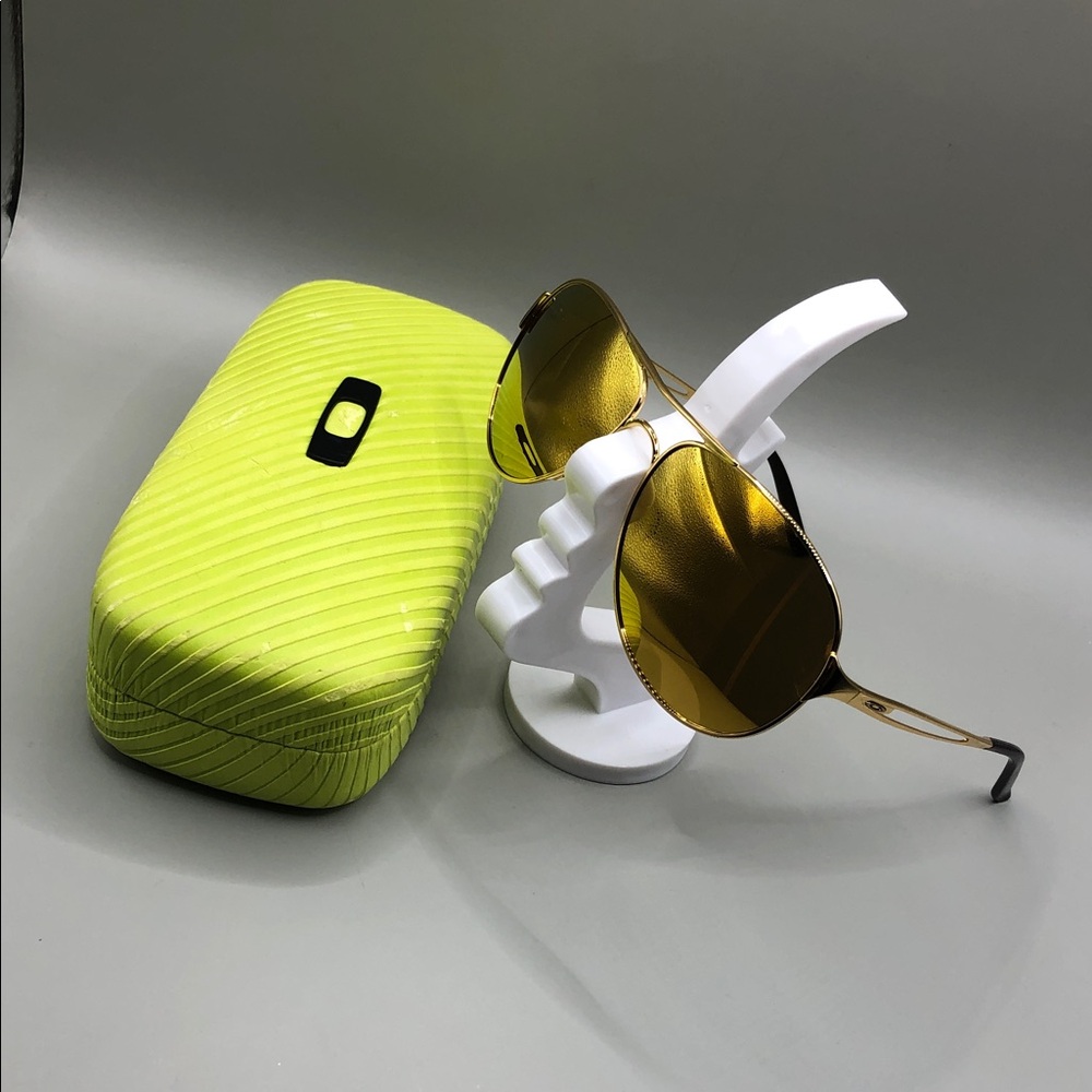 Oakley caveat sunglasses oo4054-18 gold yellow mirror lens aviator
